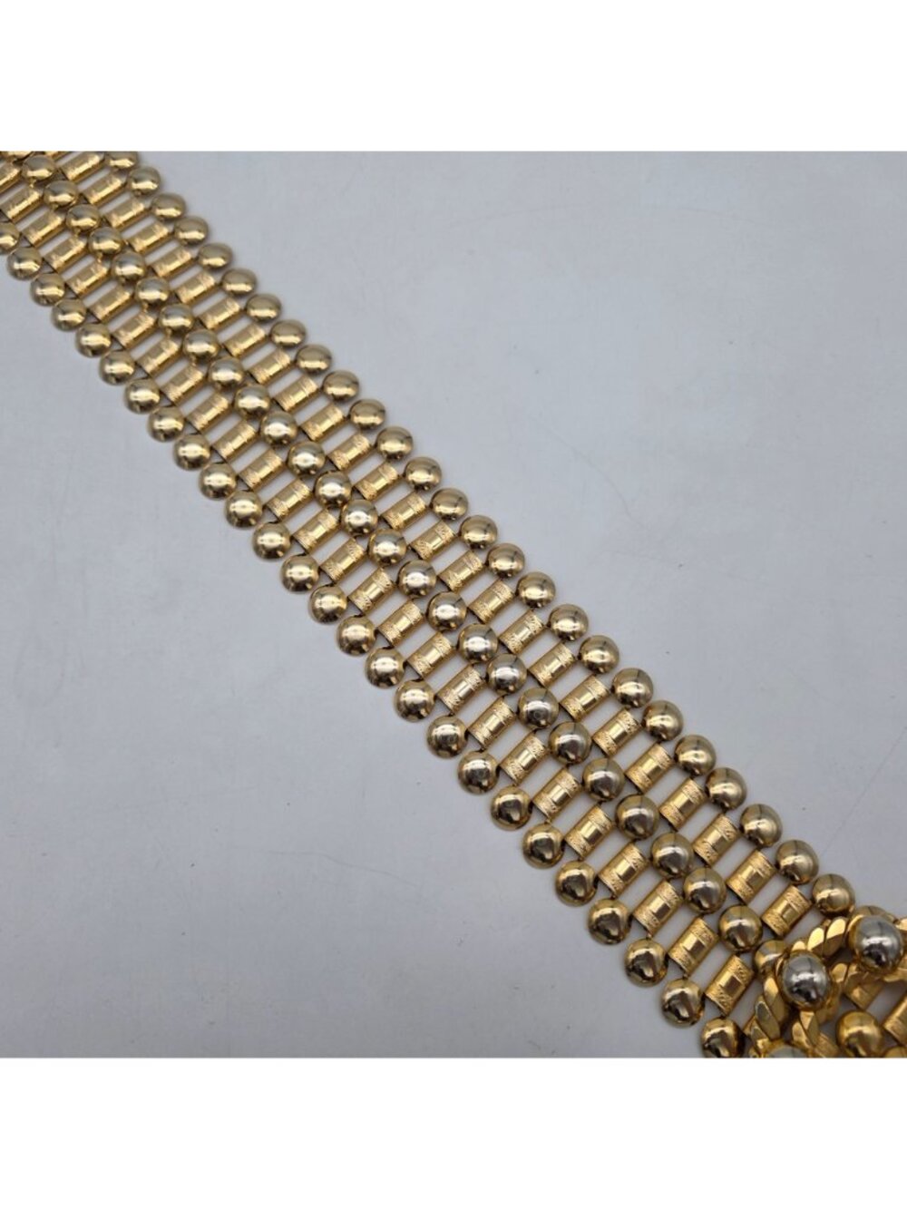 Vintage Gold-Tone & Silver-Tone Metal Belt With Round Buckle 32" Long 3" Wide - Picture 5 of 9